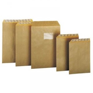 Corona Caja conde de 500 sobres de papel kraft Corona ADUR 90 autoadhesivas formato de 162 x 229 gr C5