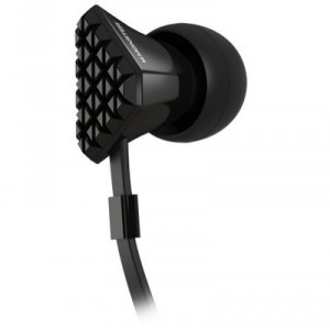 Monster Cable - Lady Gaga latidos del coraz&oacute;n - en la oreja Auriculares - Brillo Negro auriculares / aud&iacute;fonos