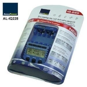 AccuPower Akku-Ladegerät BC-900 LADEGERÄT UNIVERSAL SPEED 3000 mAh mit LCD-Display