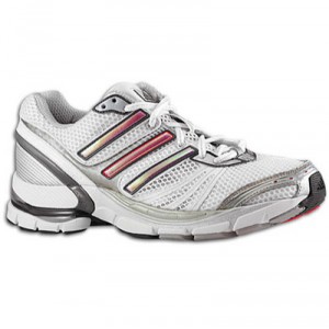 Adidas adiSTAR mujeres montan